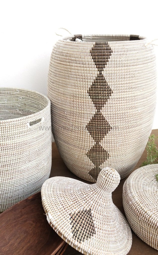 Handwoven Senegalese Laundry Basket with lid - Sustainable home decor