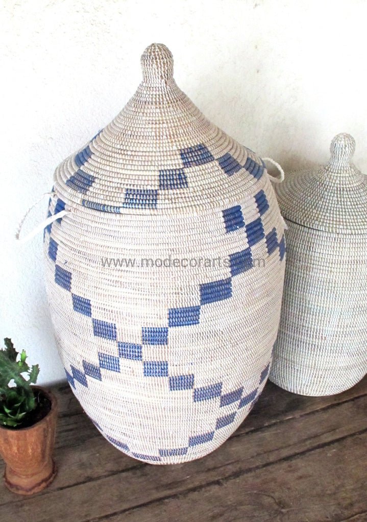 Eco-friendly Senegalese handwoven laundry basket with lid in XXL size