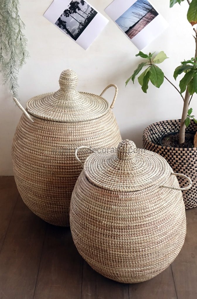 Boho style rustic hampers with lids in 100% natural materials / Senegalese baskets